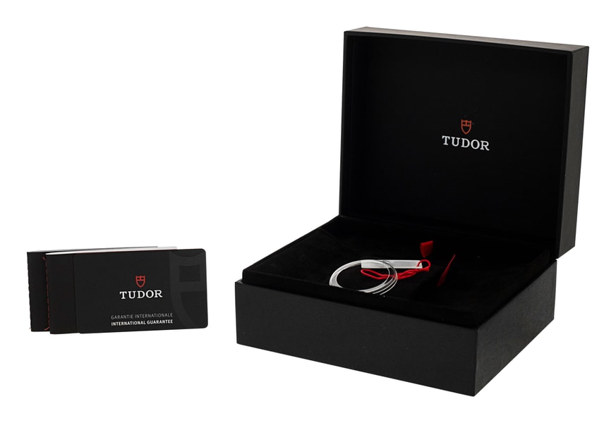 Tudor Black Bay GMT M79830RB-0001